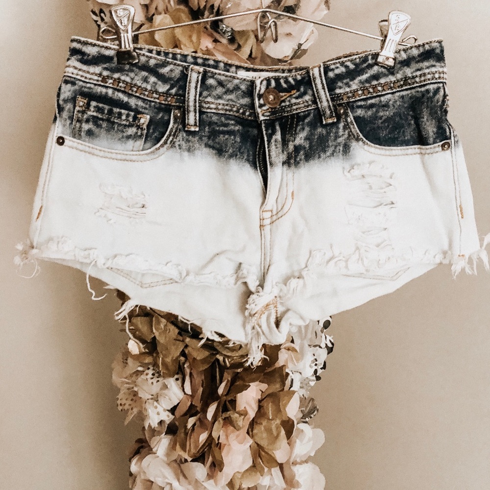 ✯ bullhead ombre shorts ✯